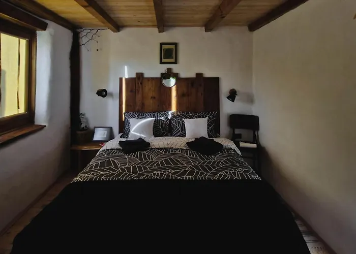 Kuca Od Slame Panonski Mornar Backi Monostor